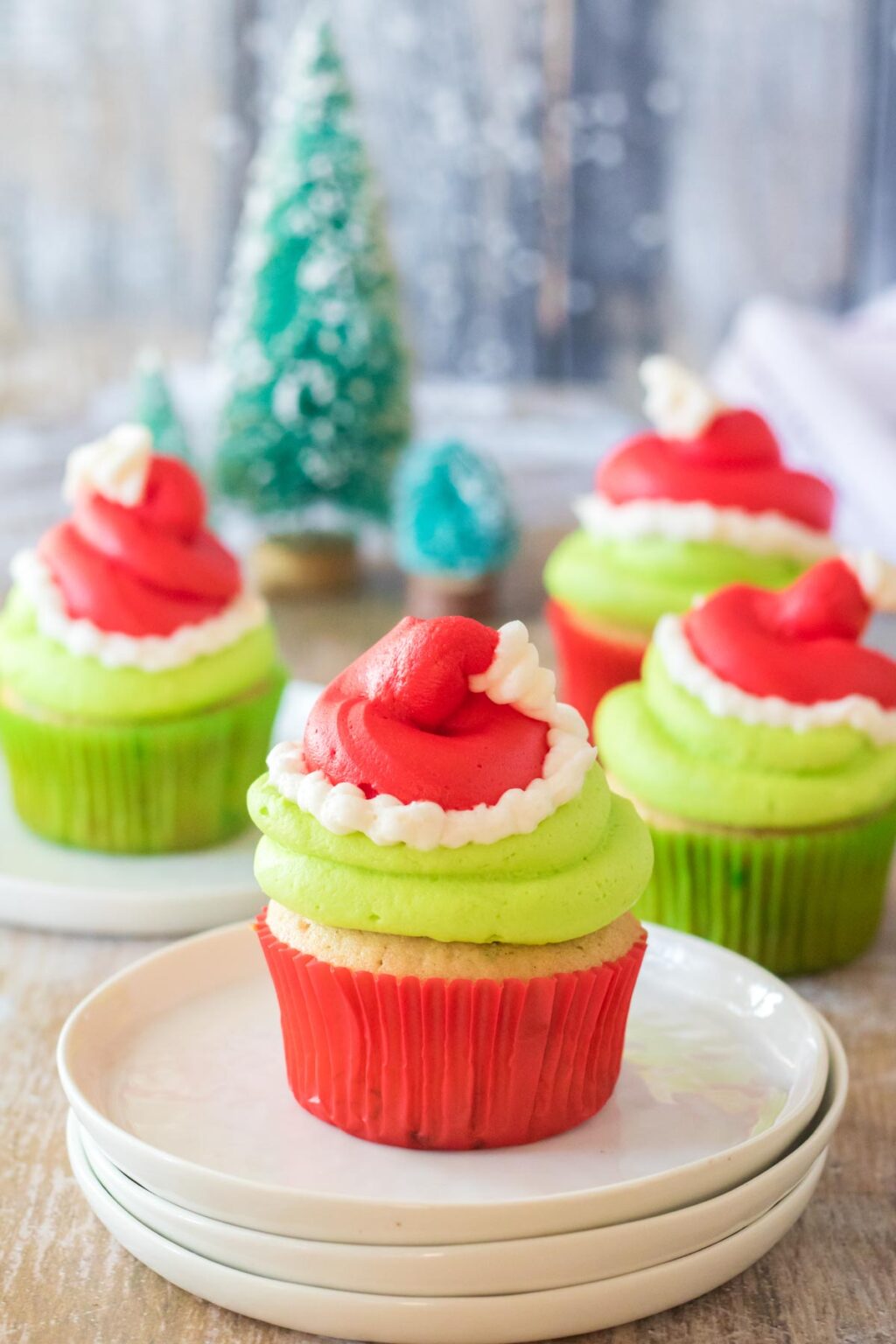 Easy Grinch Cupcakes Play Party Plan