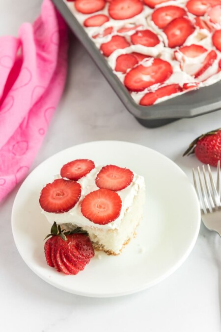 The Best Strawberry Poke Cake Recipe - Play Party Plan