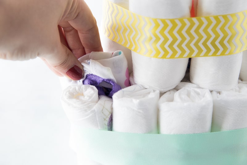 How to Make a Diaper Cake in 3 Super Simple Steps - 31