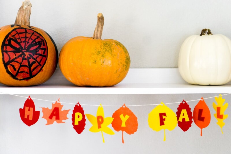 A simple felt fall banner