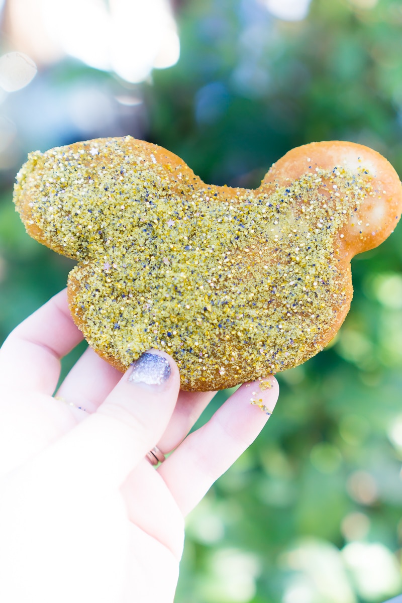 The Best of the Best Disneyland Food   What to Eat and What to Skip - 27
