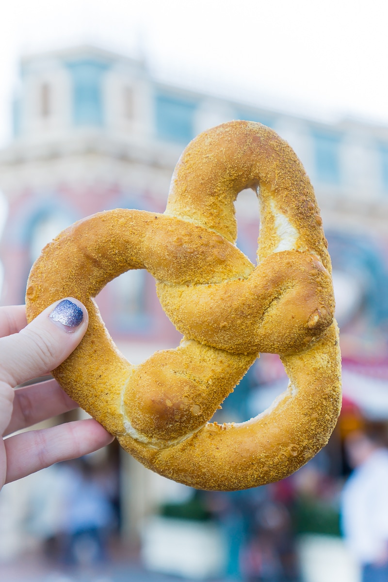 The Best of the Best Disneyland Food   What to Eat and What to Skip - 27