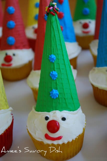Clown cupcakes make cute circus party ideas