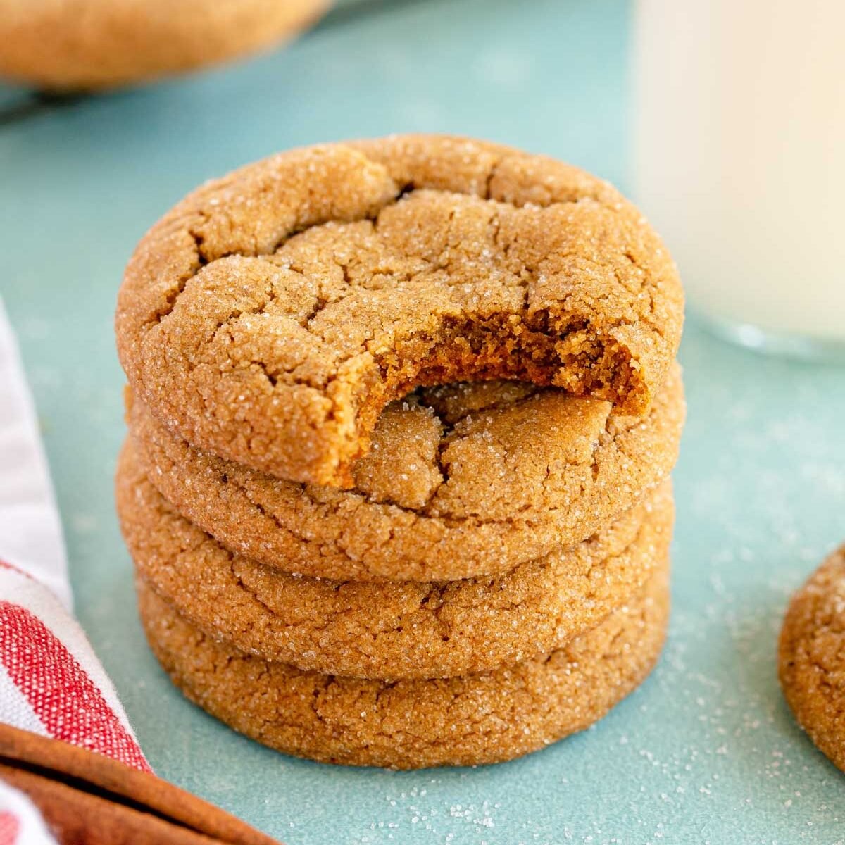 Soft and Chewy Ginger Molasses Cookies