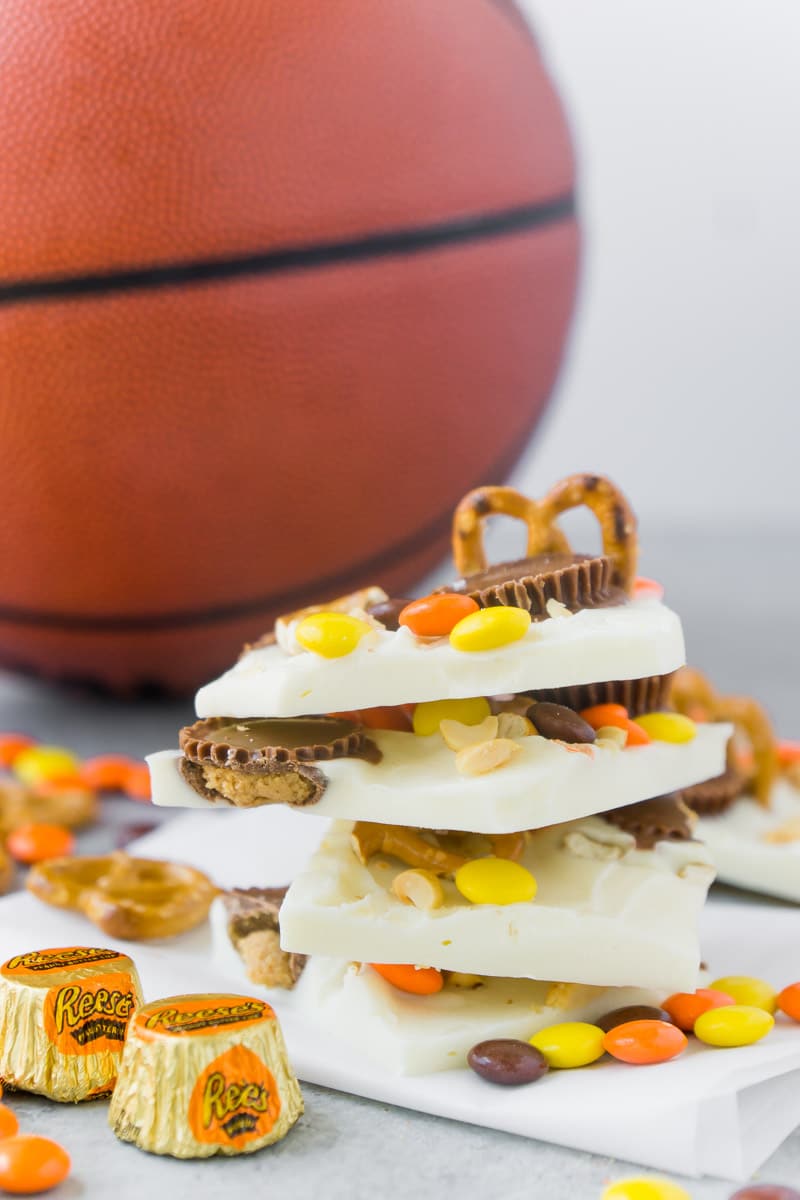 Reese’s Basketball Bark Party Favors