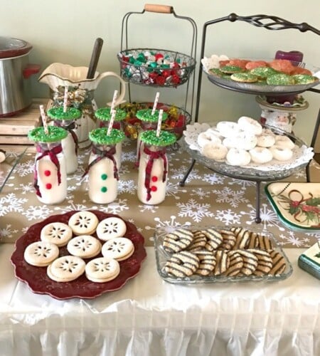 25 Fun and Festive Christmas Party Themes - Play Party Plan