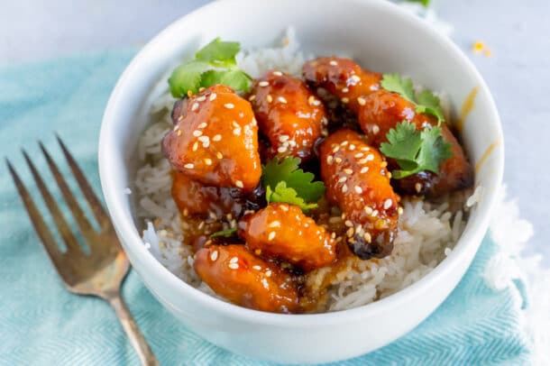 Easy Orange Chicken Recipe (under 30 minutes!) - Play Party Plan