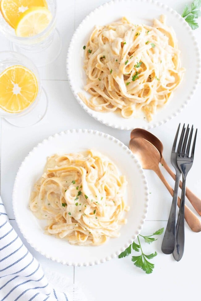 Easy Instant Pot Fettuccine Alfredo Recipe - Play Party Plan