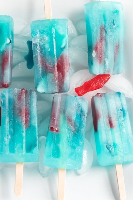 Ocean Blue Lemonade Popsicles - Play Party Plan