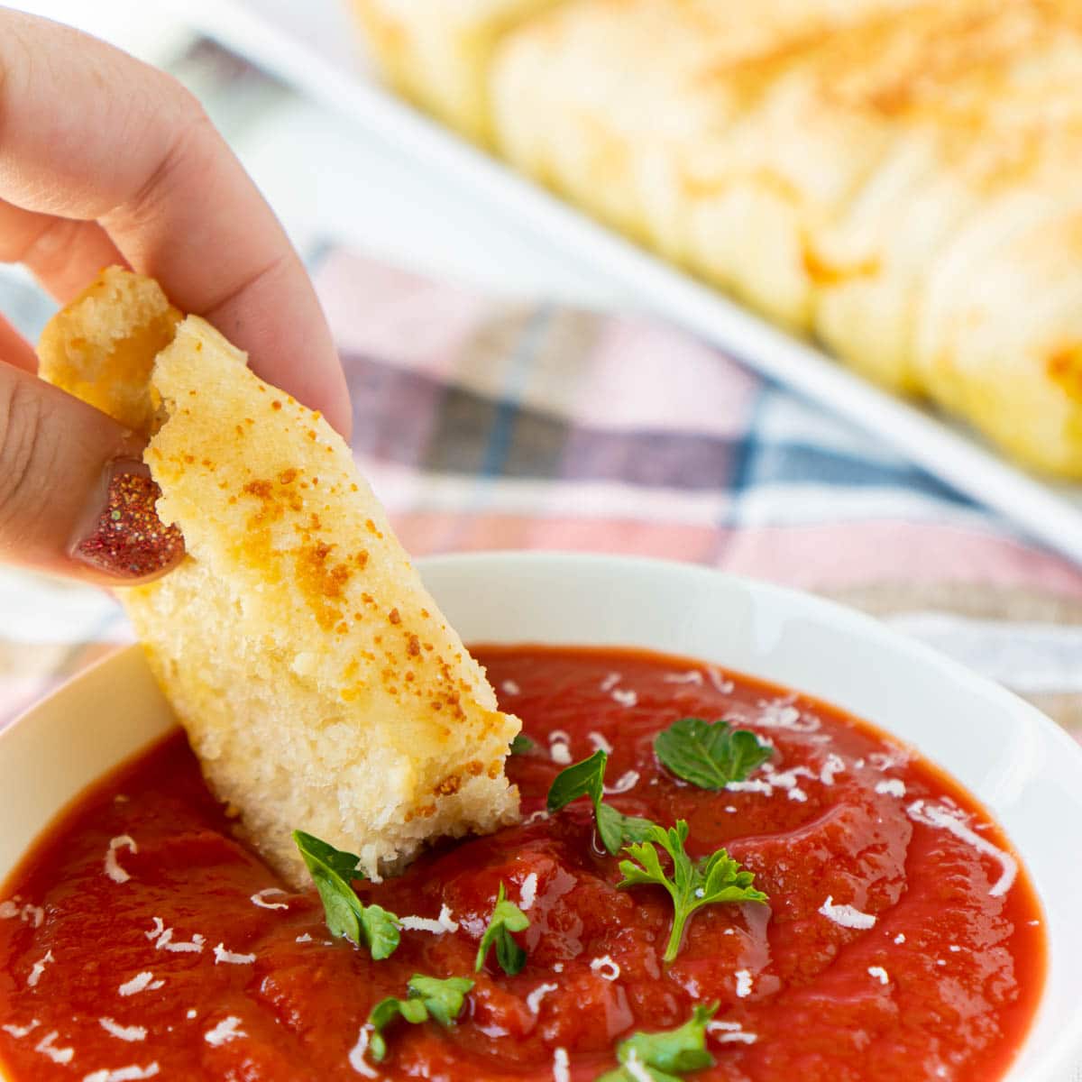 Easy Garlic Breadsticks