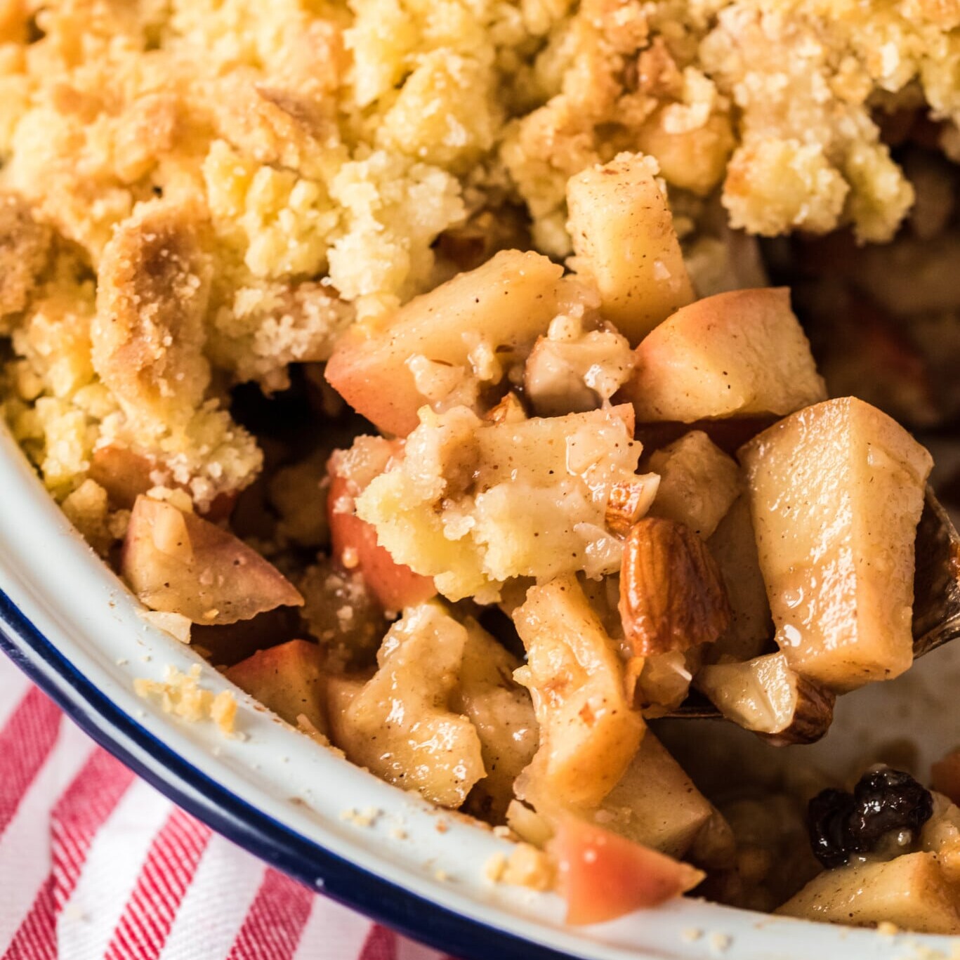 Easy Apple Crumble