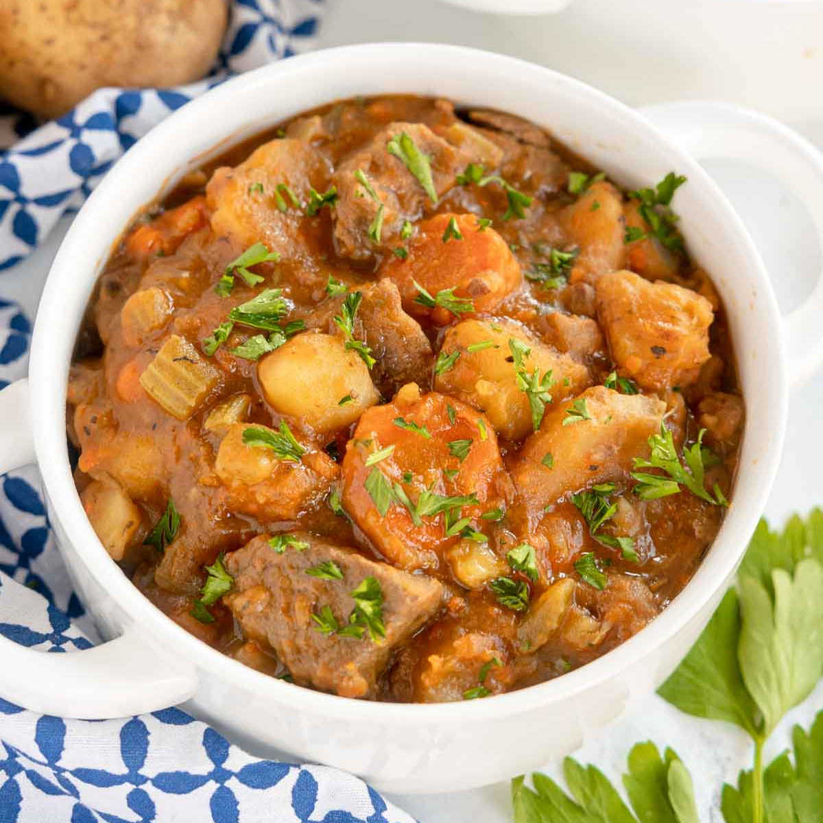 Easy Beef Stew with Potatoes