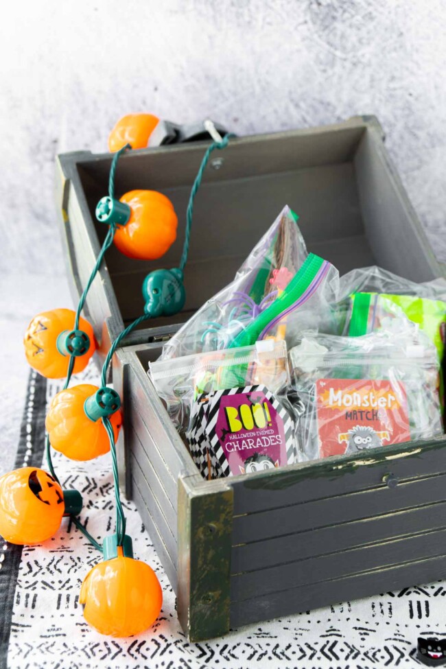 3 Super Fun Halloween Treasure Hunt Ideas - Play Party Plan