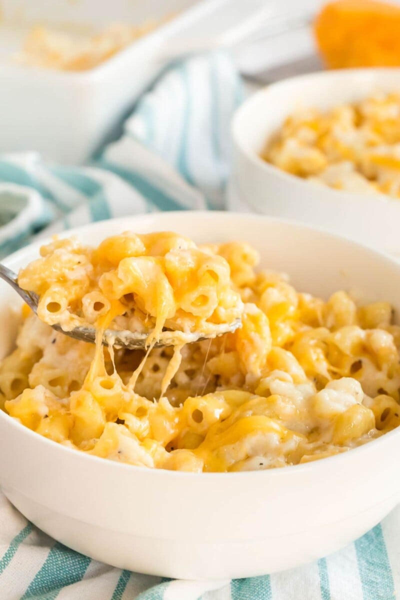 Easy Baked Macaroni and Cheese - Play Party Plan