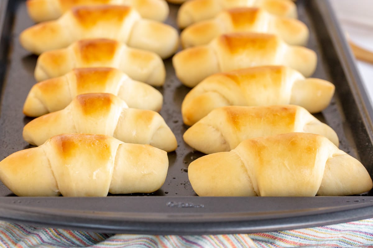 Homemade Crescent Rolls Recipe • Food Folks and Fun