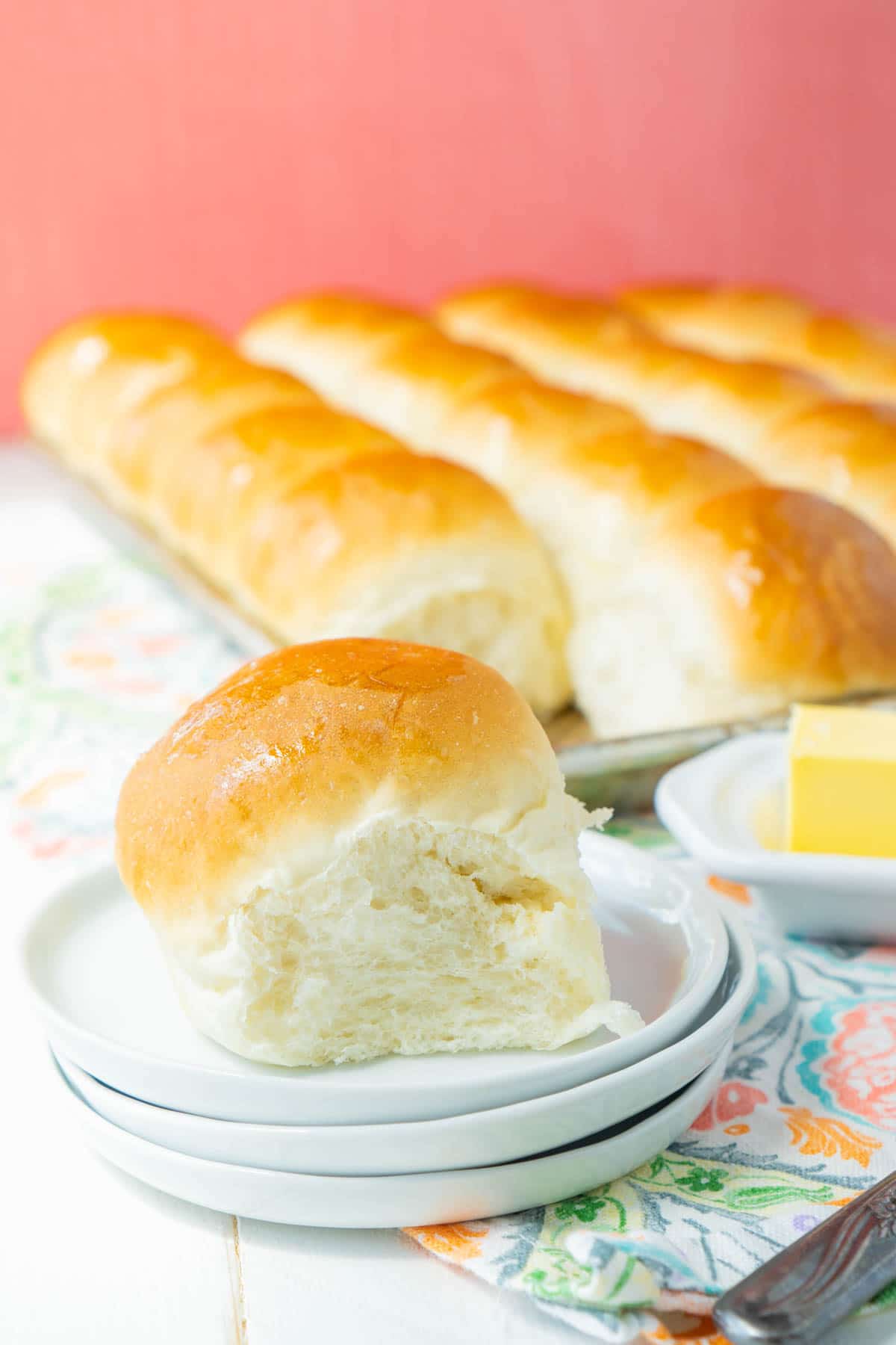Homemade Yeast Rolls (the BEST Dinner Rolls) - Play Party Plan