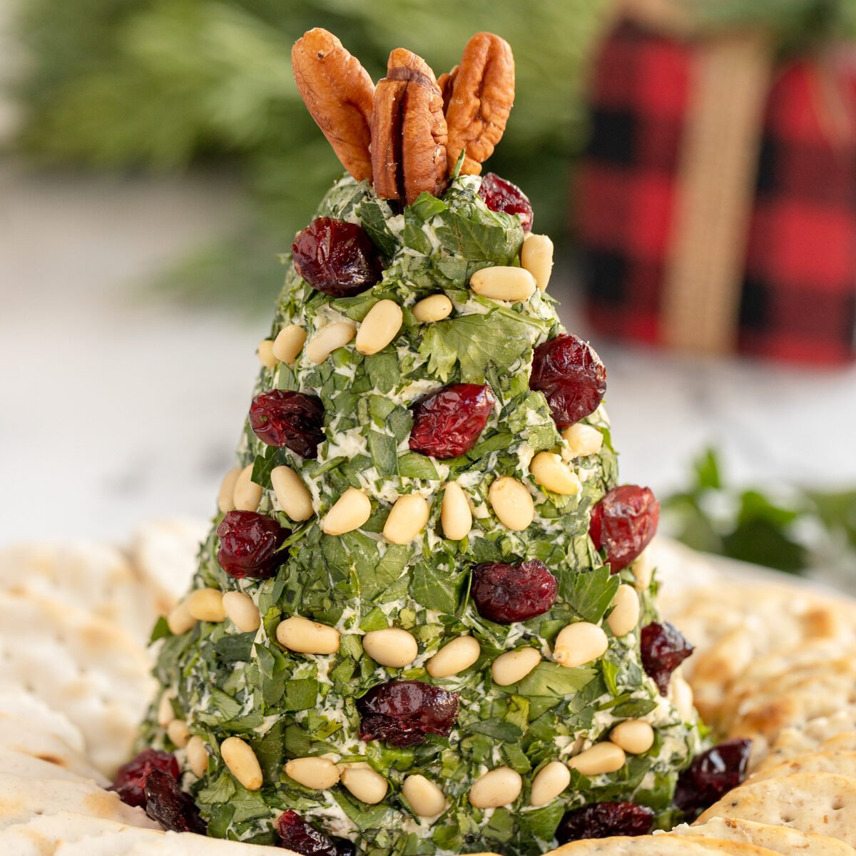 Christmas Tree Cheese Ball