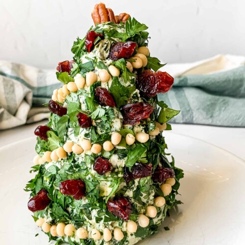 Easy Christmas Tree Cheese Ball - Play Party Plan