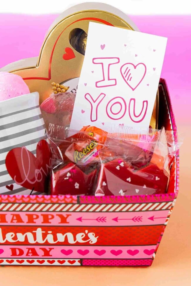 DIY Valentines Day Basket Ideas (2024 Ideas) - Play Party Plan