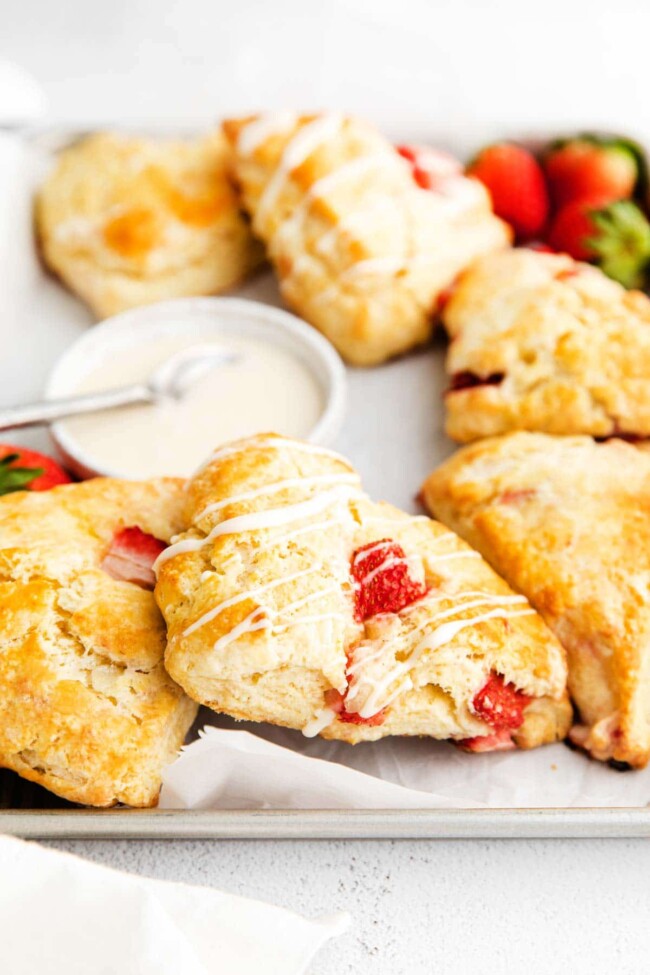 Easy Homemade Strawberry Scones with Vanilla Glaze - Play Party Plan