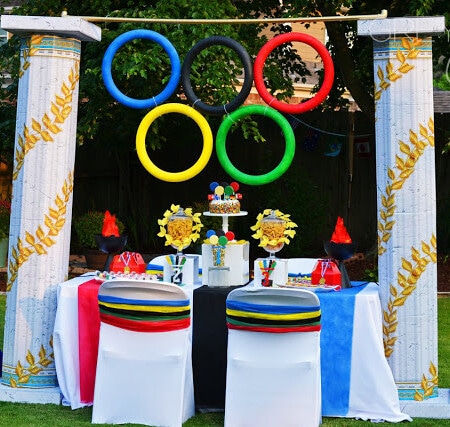Olympic party table with rings
