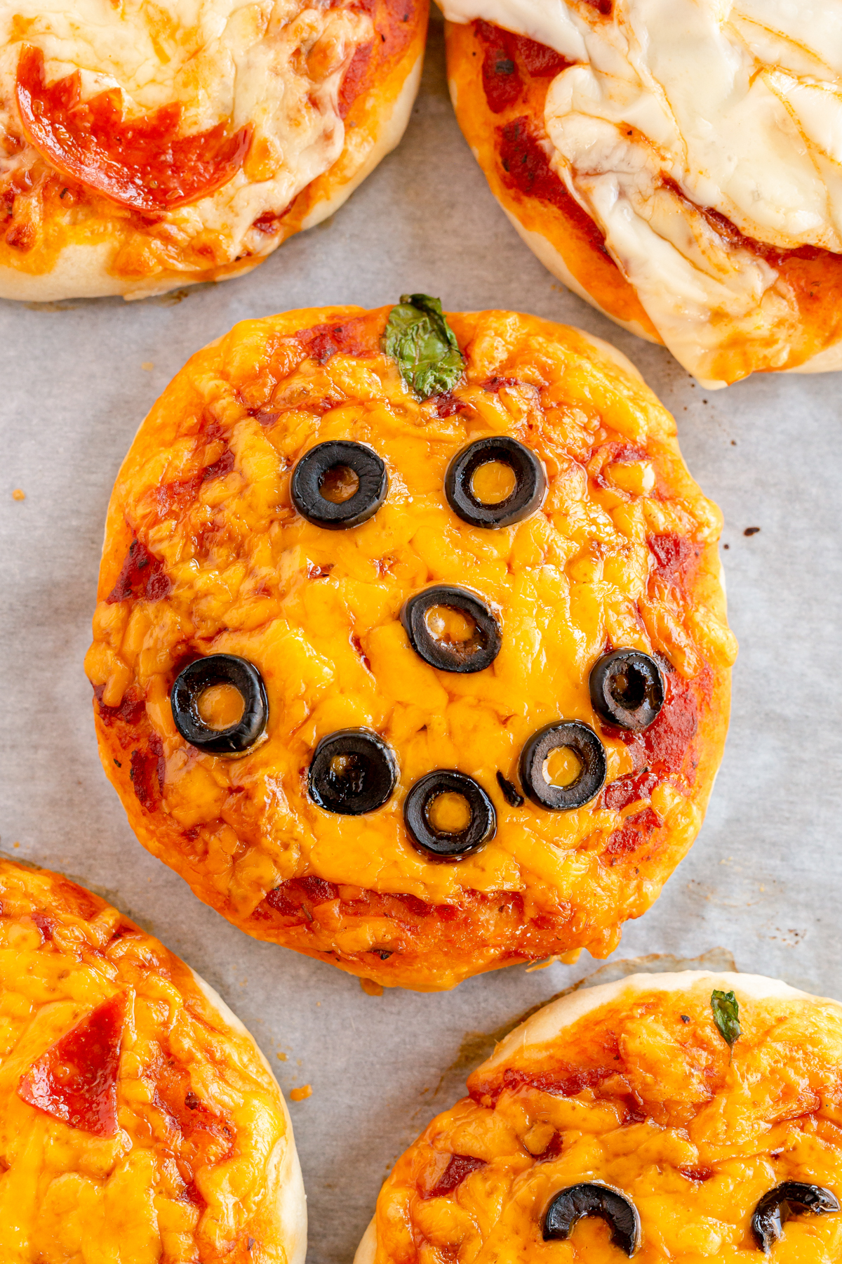 Pumpkin Pizza Decorating Ideas