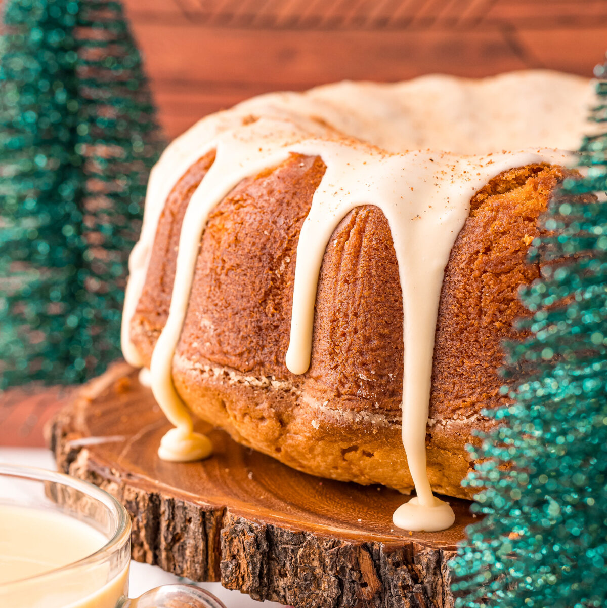 Easy Eggnog Pound Cake Recipe