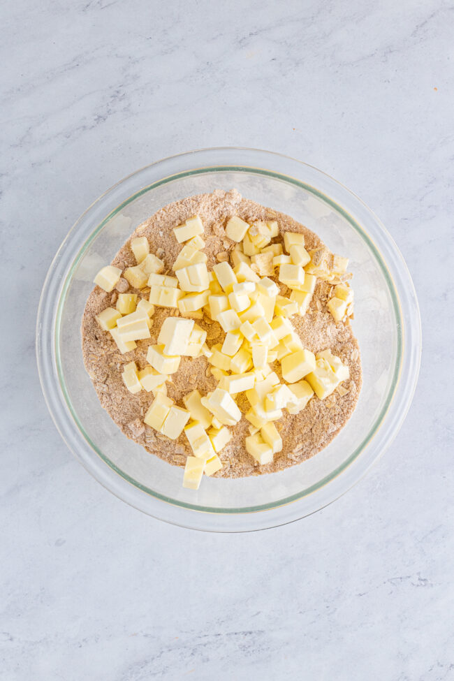 Pumpkin Bars with Streusel Topping - Play Party Plan