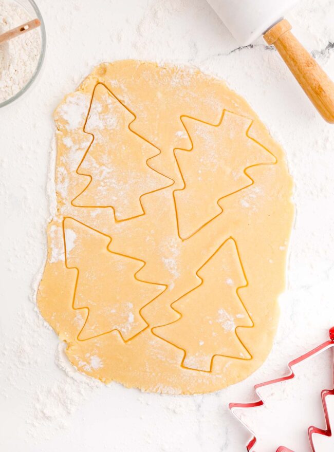 Easy Frosted Christmas Tree Cookies - Play Party Plan