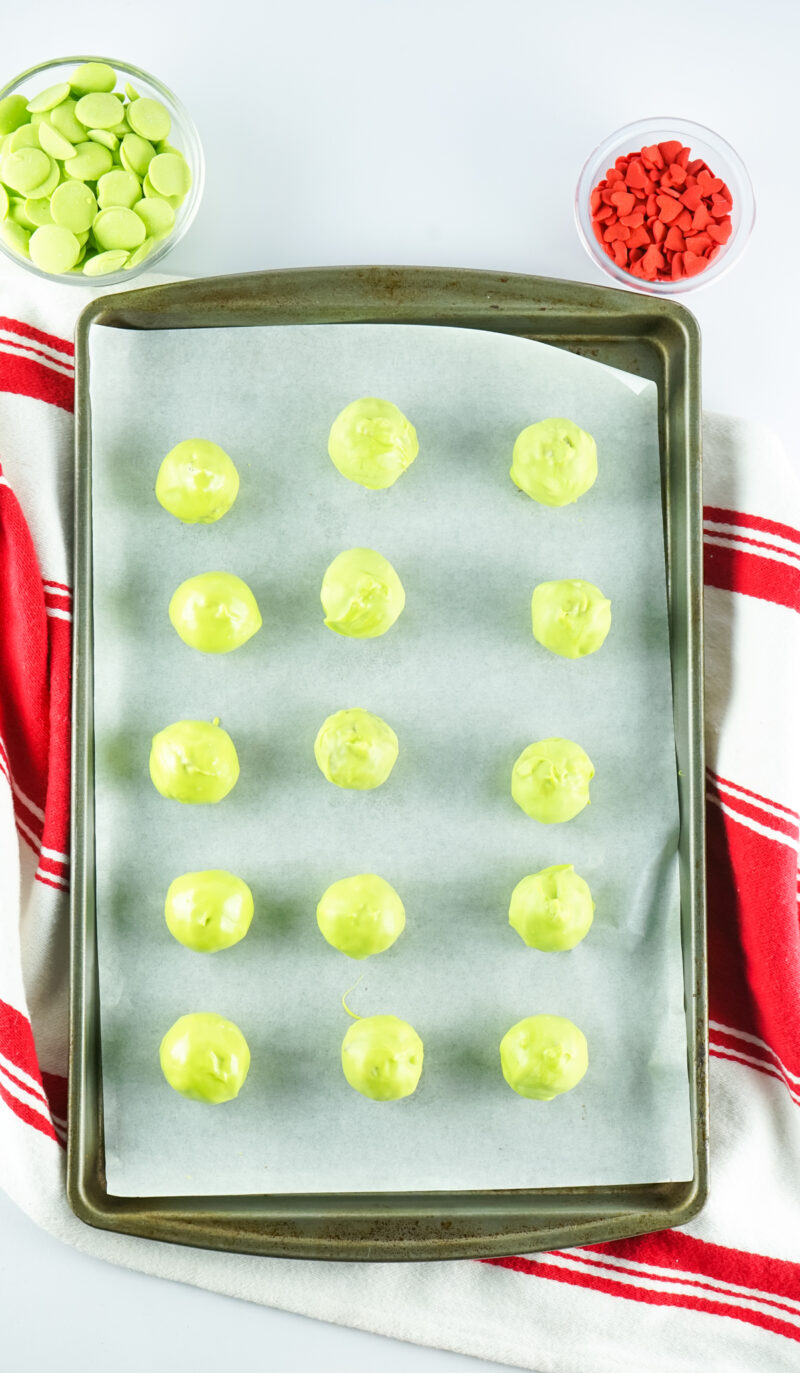Grinch Christmas Balls - Play Party Plan