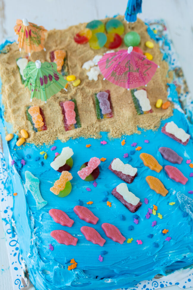 Easy Beach Cake Idea for a Summer Party - Play Party Plan