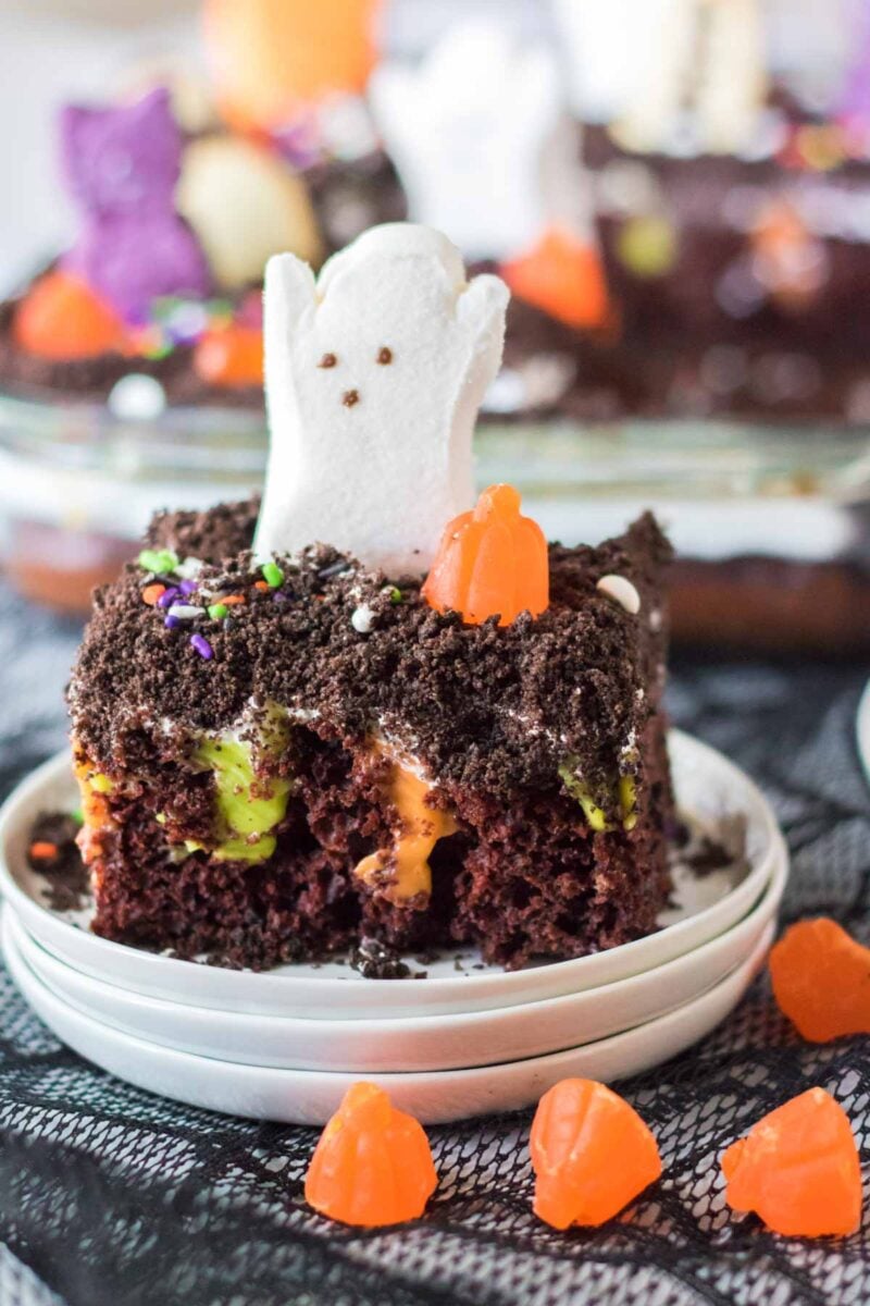 Easy Graveyard Halloween Dirt Cake Recipe Play Party Plan