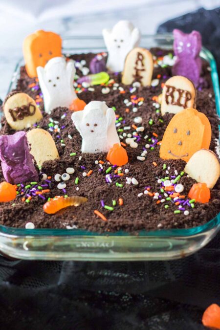 Easy Graveyard Halloween Dirt Cake Recipe - Play Party Plan