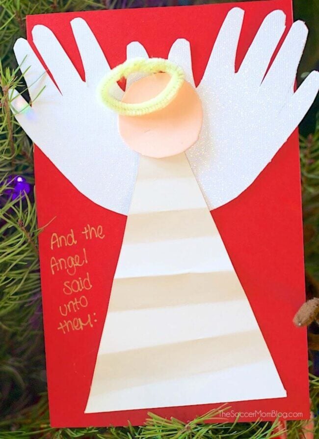 30 Easy Christmas Handprint Crafts for Kids - Play Party Plan