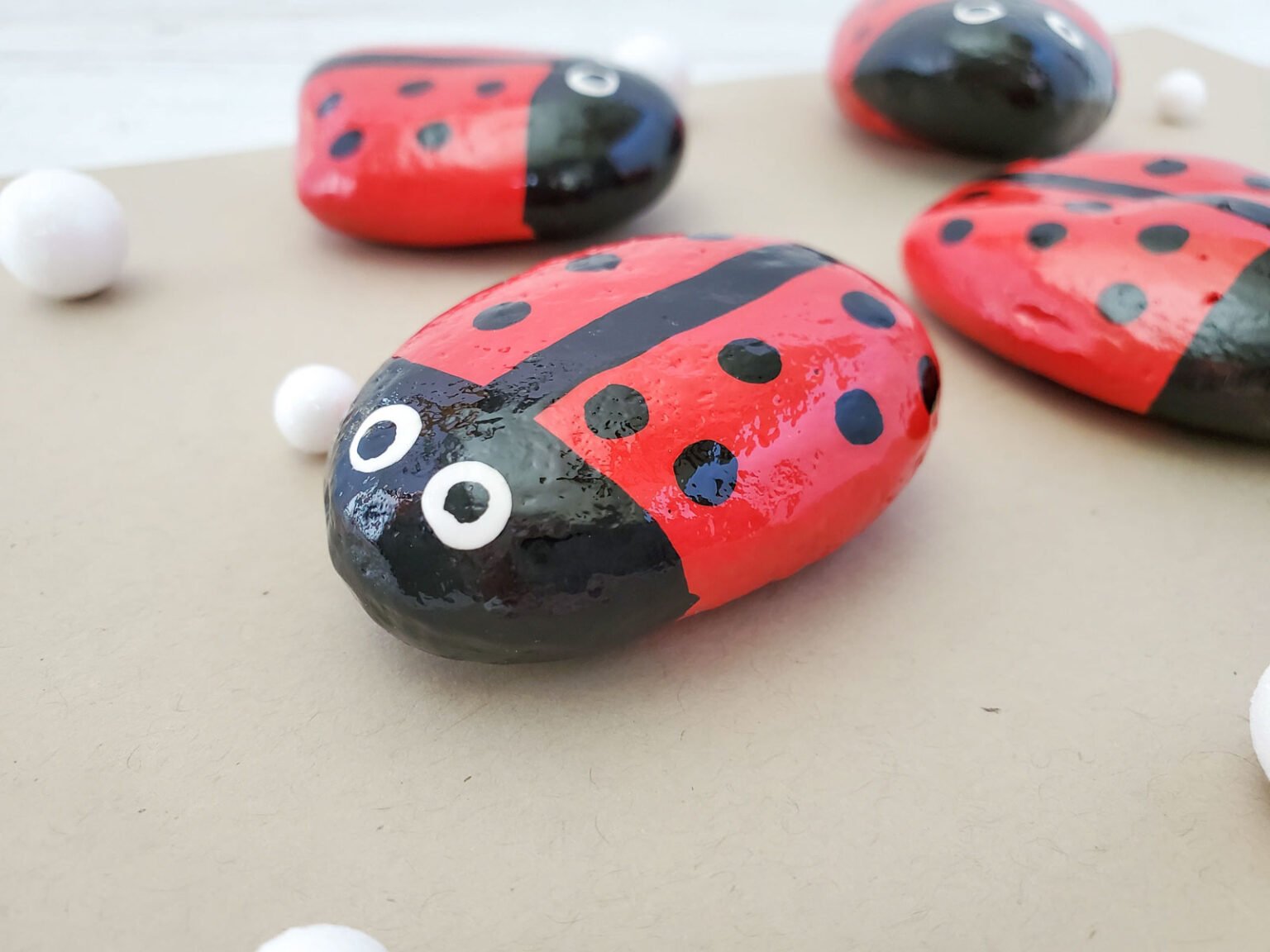 How to Paint Adorable Ladybug Rocks - Play Party Plan