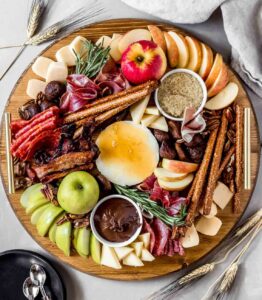 30 Best Thanksgiving Charcuterie Board Ideas - Play Party Plan