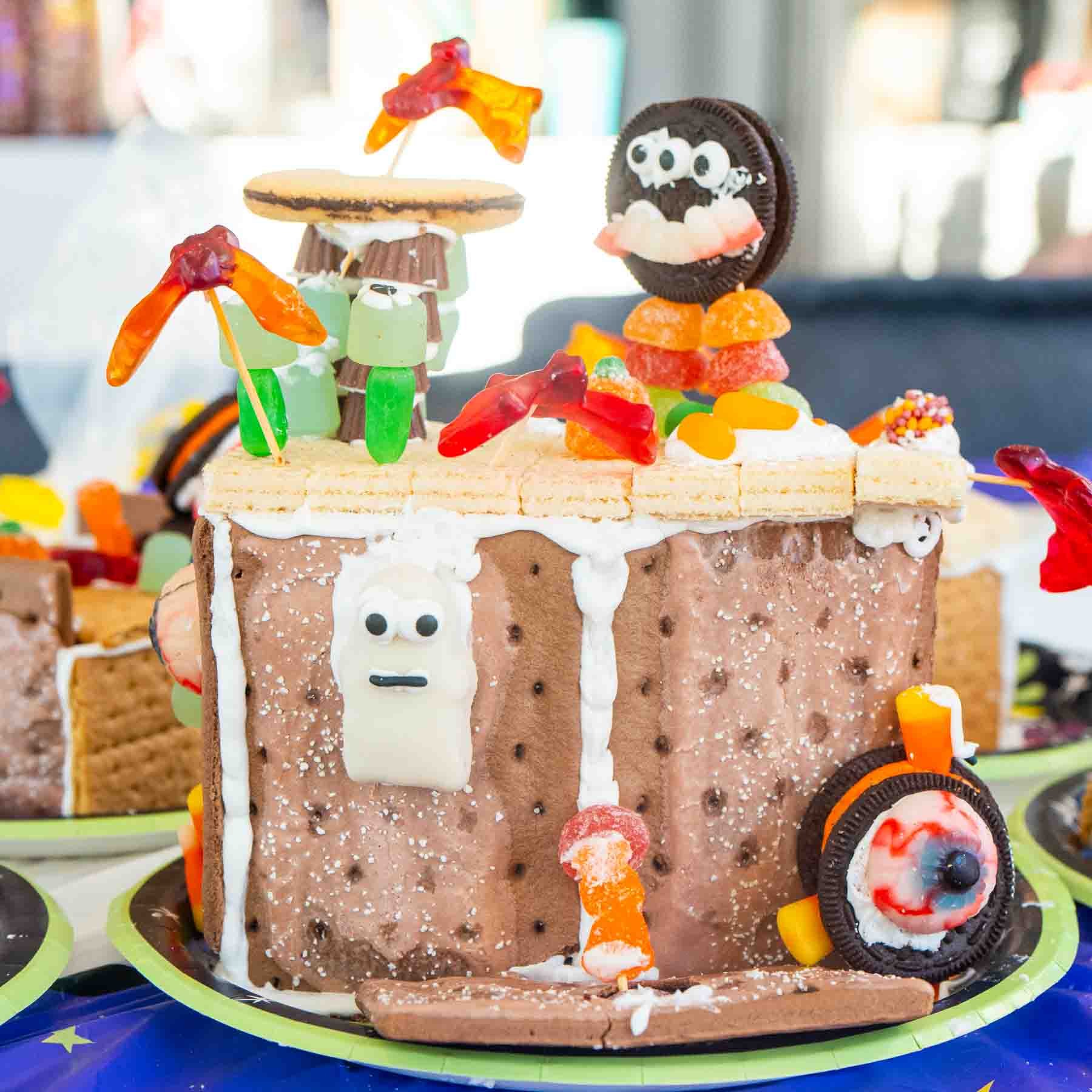 Halloween Gingerbread Houses Party Idea