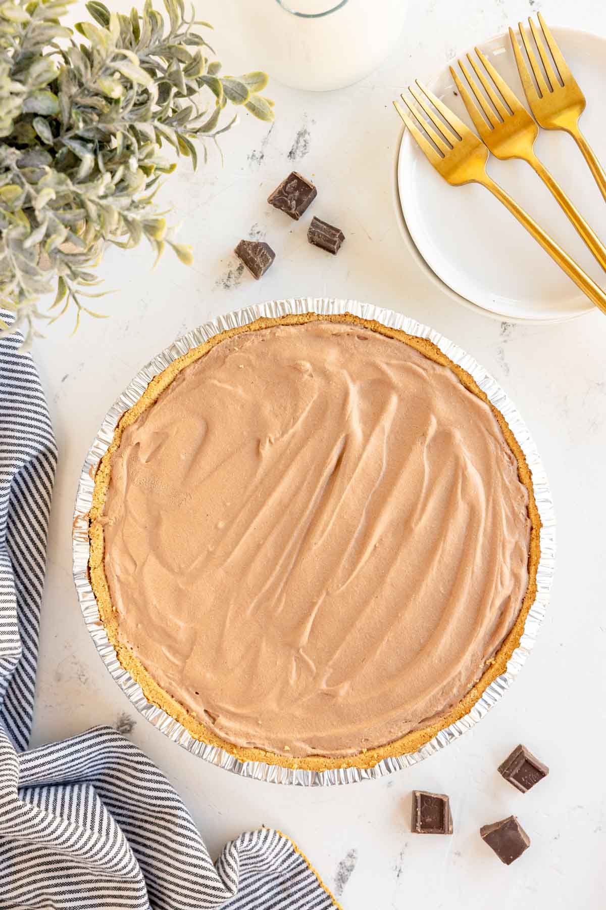 no bake chocolate pie in a graham cracker crust