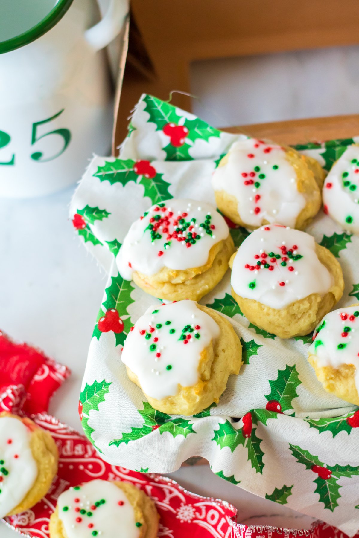 Italian ricotta cookies in a box